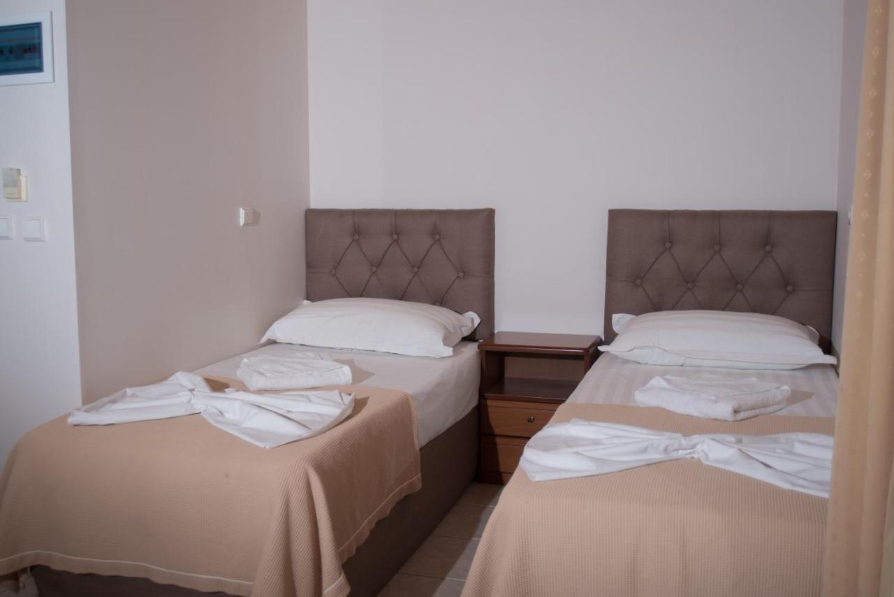 Oasis Hotel